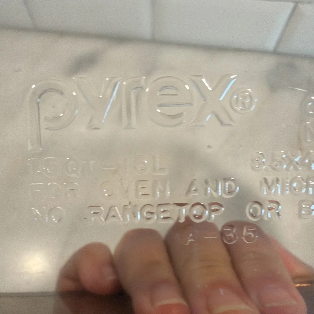 Pyrex Loaf Pan Baking Dish #213 Amber Brown Glass Corning E 15 1.5L 22x11x6cm